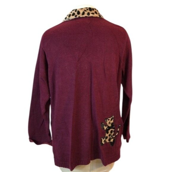 Vintage Boyd's Burgundy Button Front Sweater Bear Appliques Leopard Print Collar - Picture 3 of 8